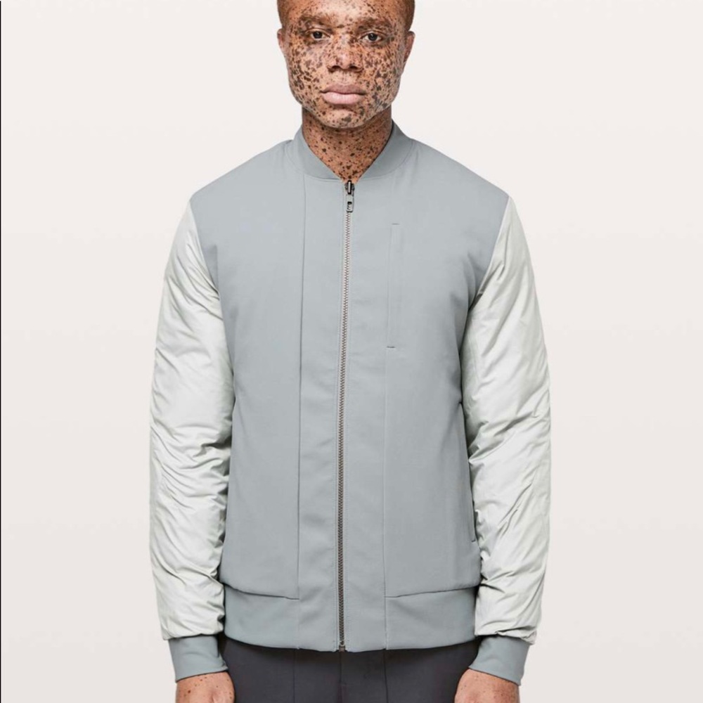 24 hr FLASH SALE Lululemon About Face Bomber 🔥🔥